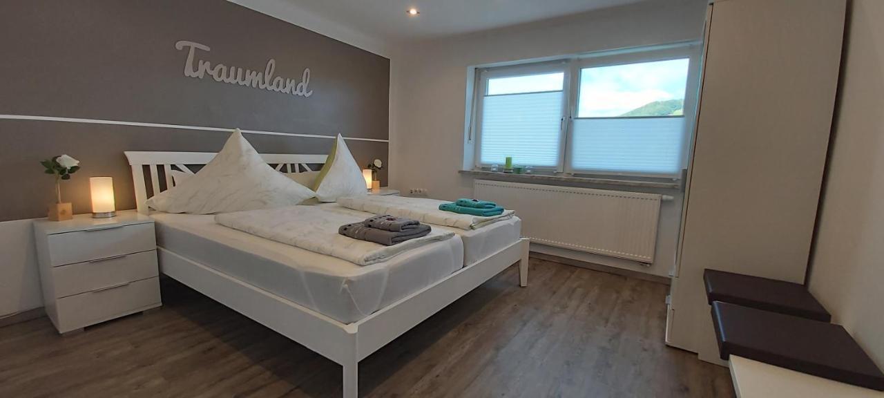 Mit Wohlfühlfaktor Und Ausblick Apartment Schnaittach